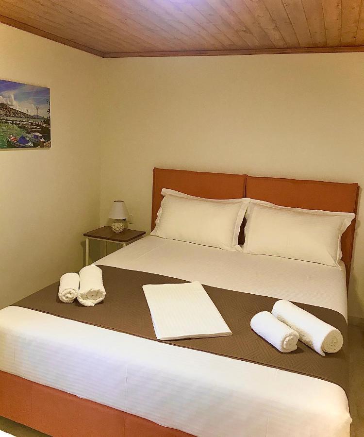 Crown Deluxe Apartments Sarandë 외부 사진