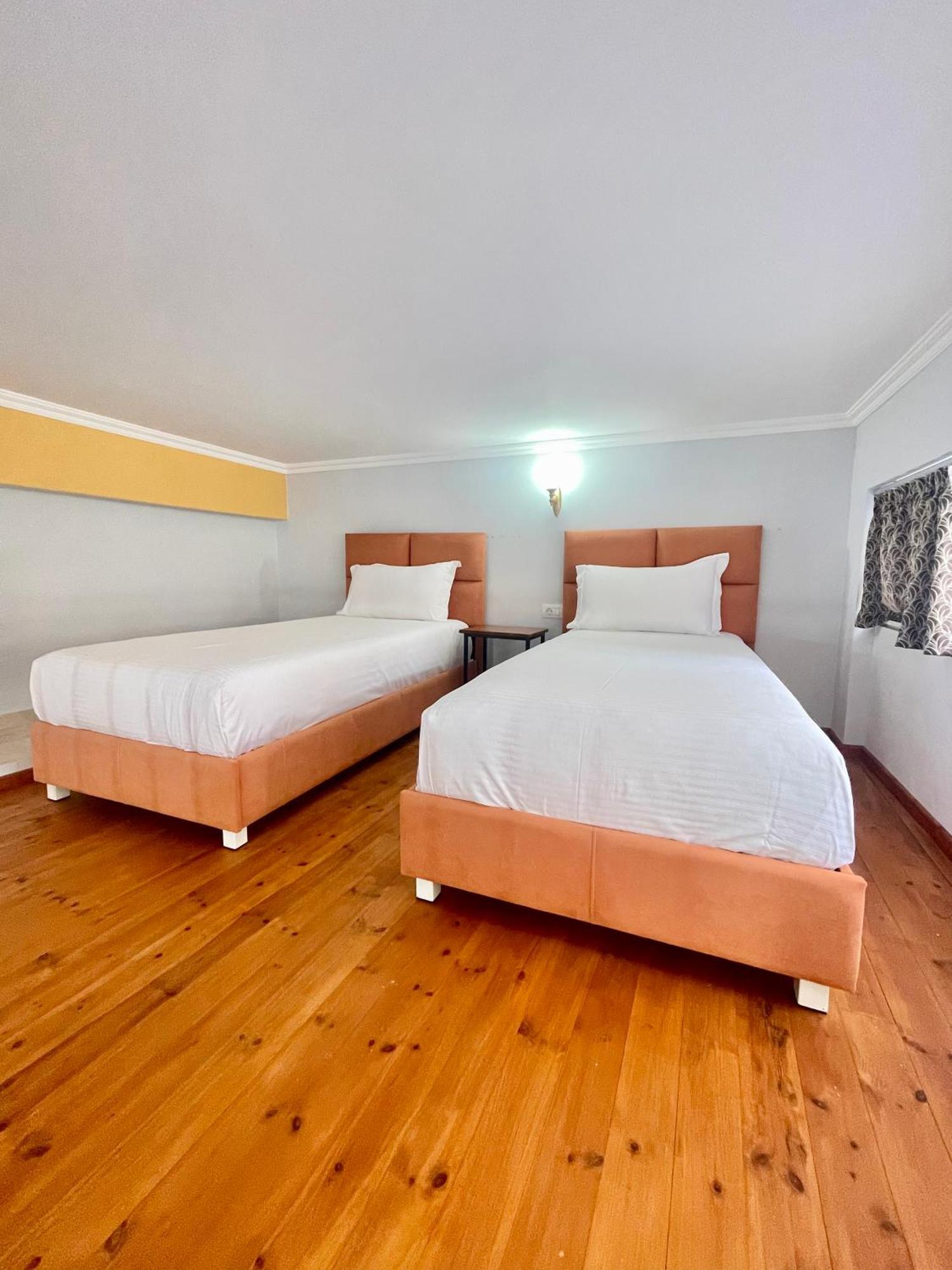 Crown Deluxe Apartments Sarandë 외부 사진