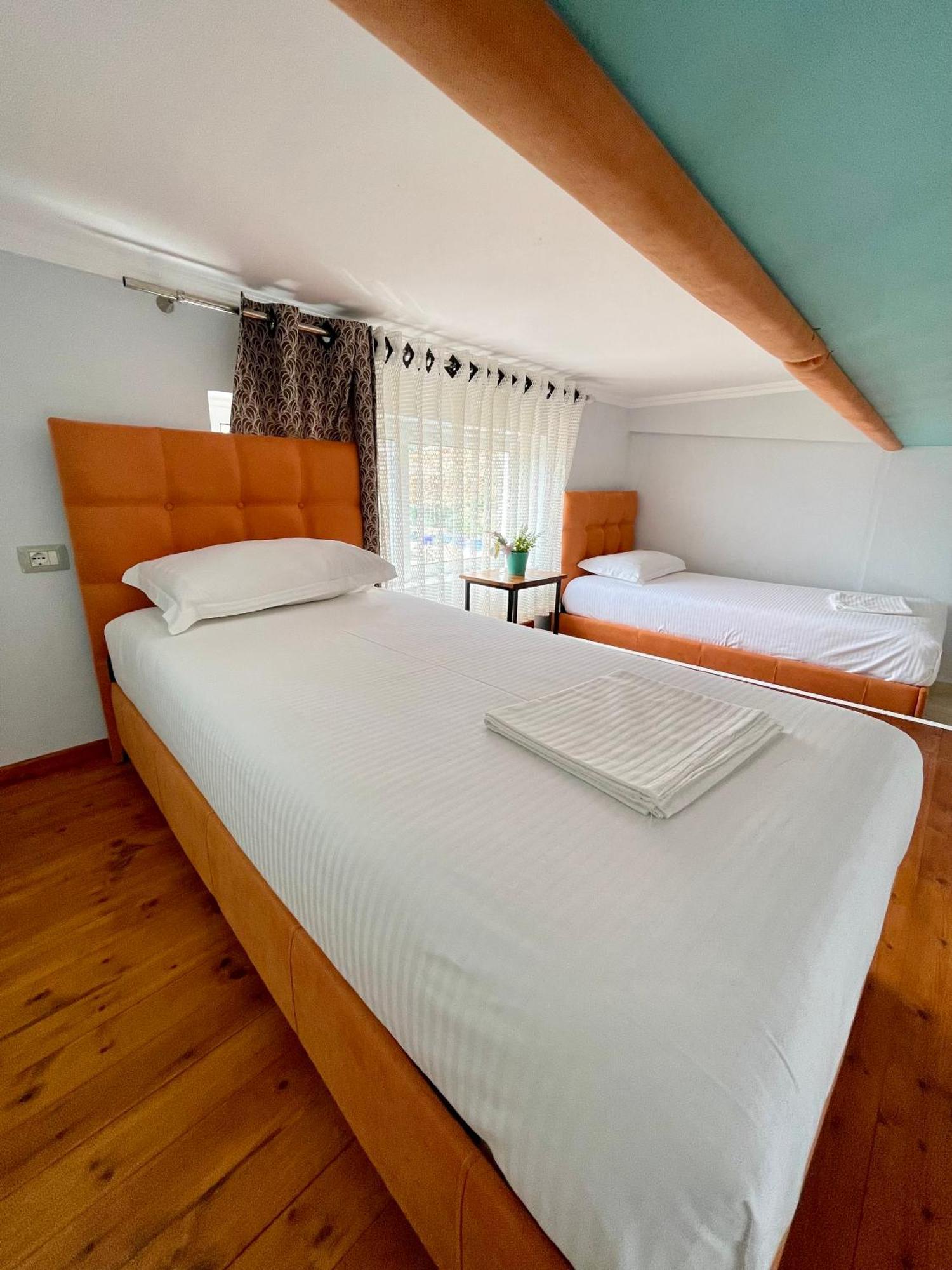 Crown Deluxe Apartments Sarandë 외부 사진